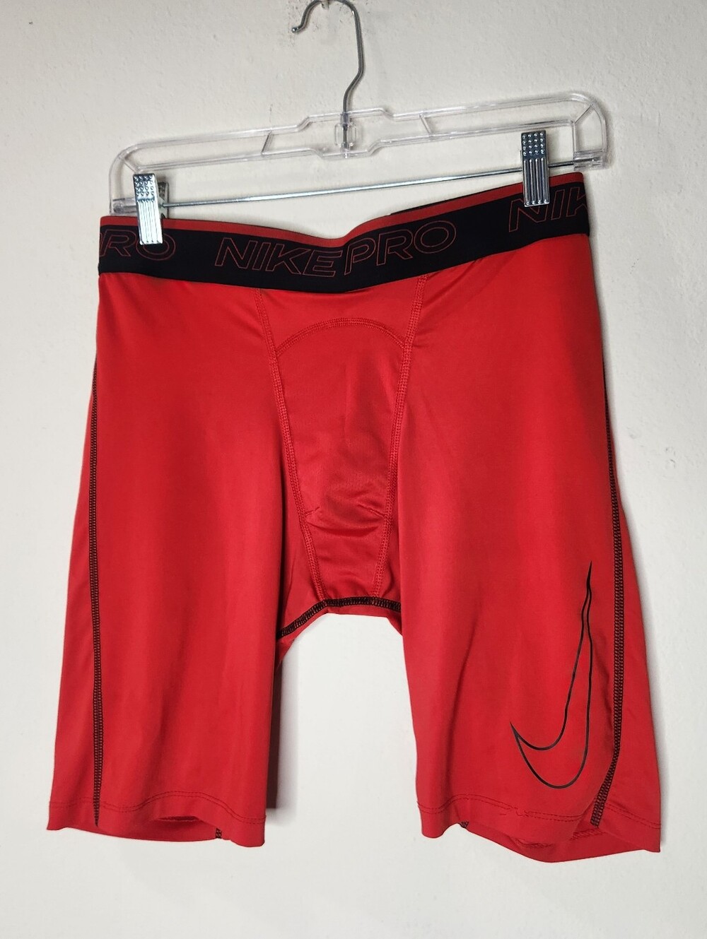 Nike Pro Mens Large Red Compression Shorts Athletic